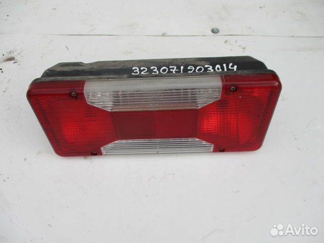 Фонарь задний Iveco 5801631438