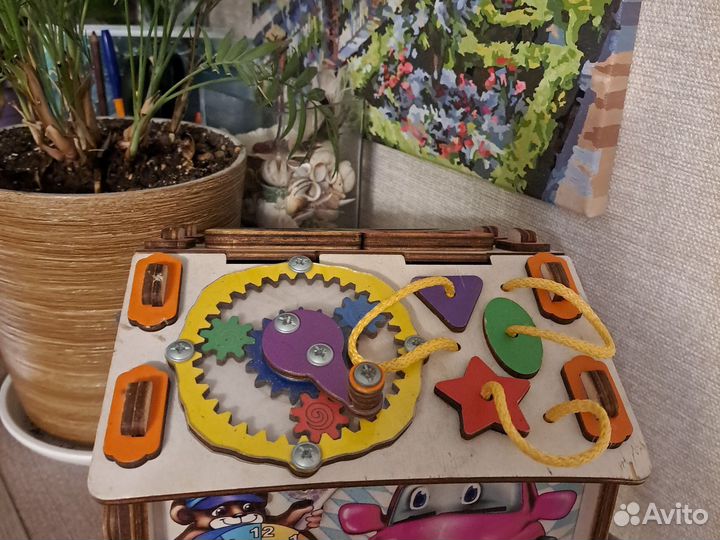 Бизиборд домик со светом