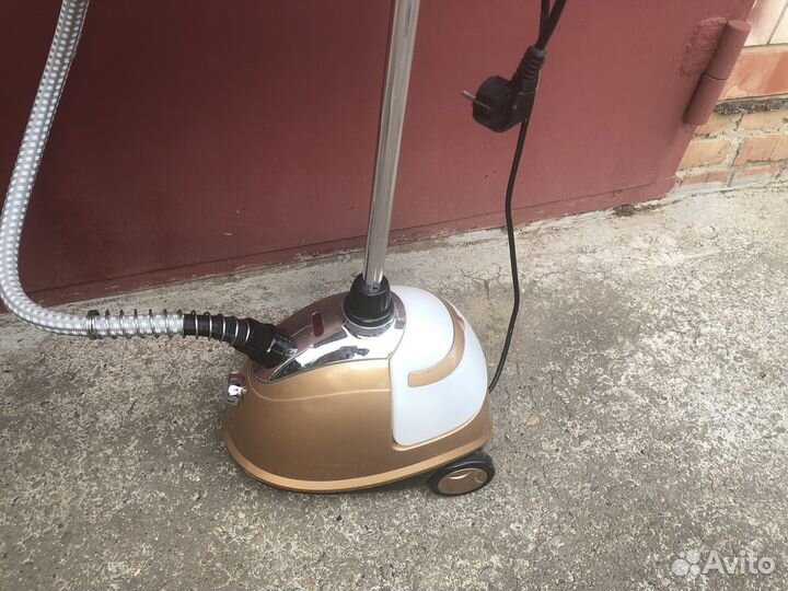 Отпариватель для одежды