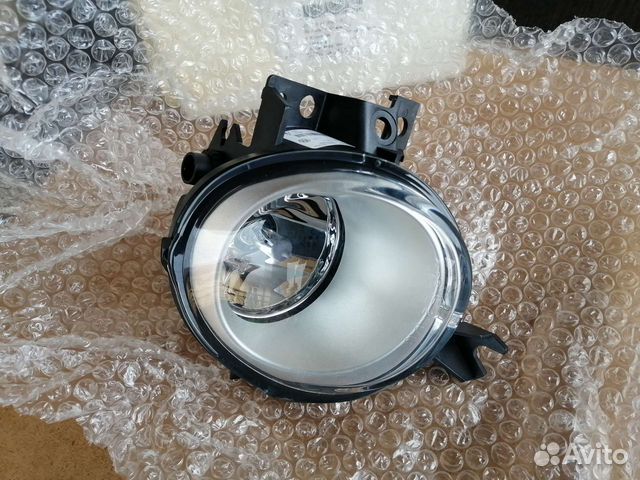 Фара противотуманная левая VW Touareg