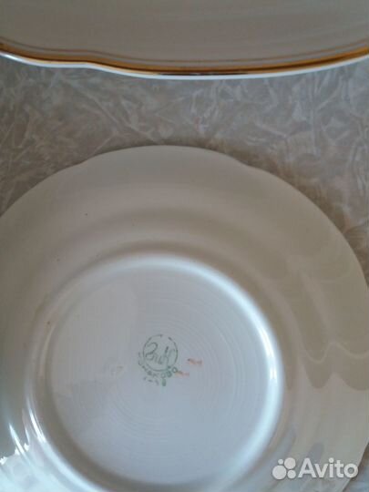 Набор тарелок