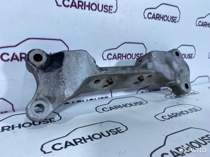 Кронштейн двигателя передний Peugeot 308 euro 4