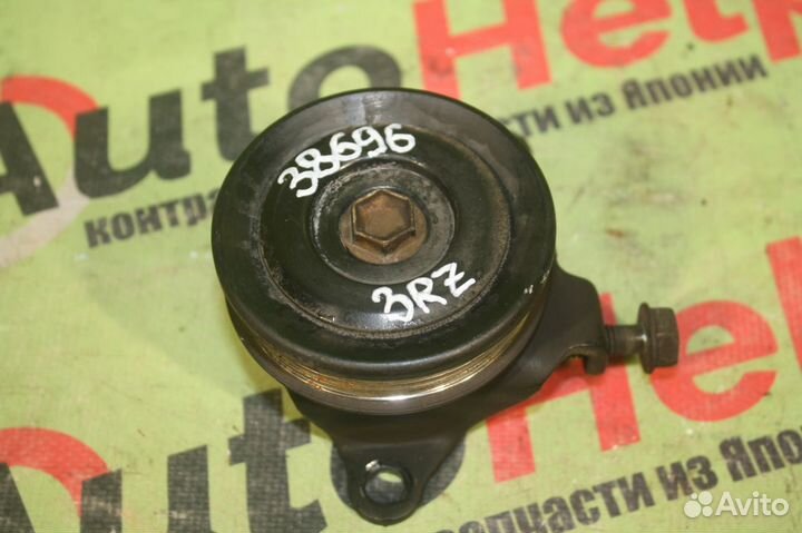 Ролик натяжной toyota regius RCH41W 3RZ-FE