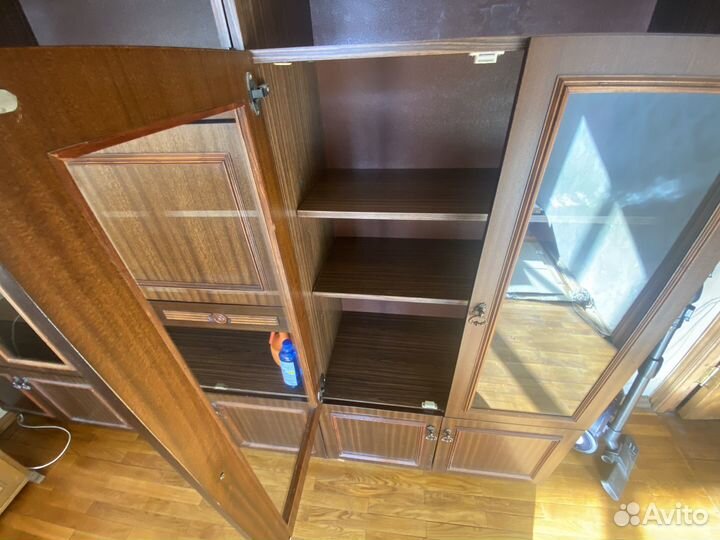 Стенка со шкафом бу