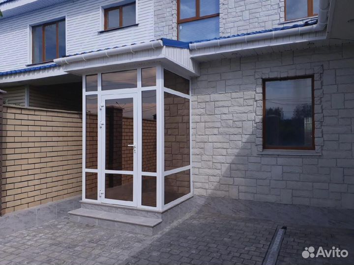 Пластиковые входные группы