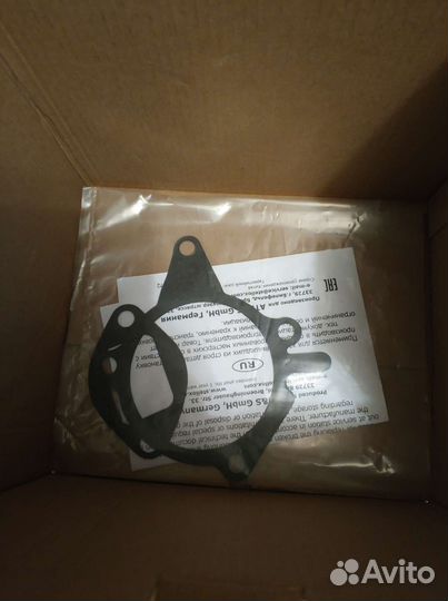 Помпа на киа спектра