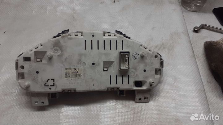 Щиток приборов mitsubishi colt