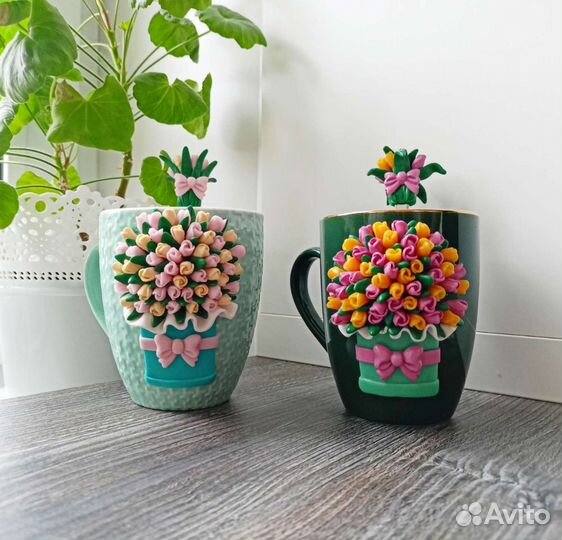 Кружка и ложка с декором из полимерной глины
