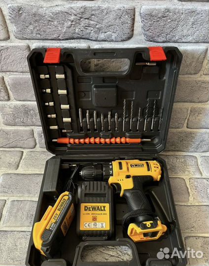 Шуруповерт De Walt 26V