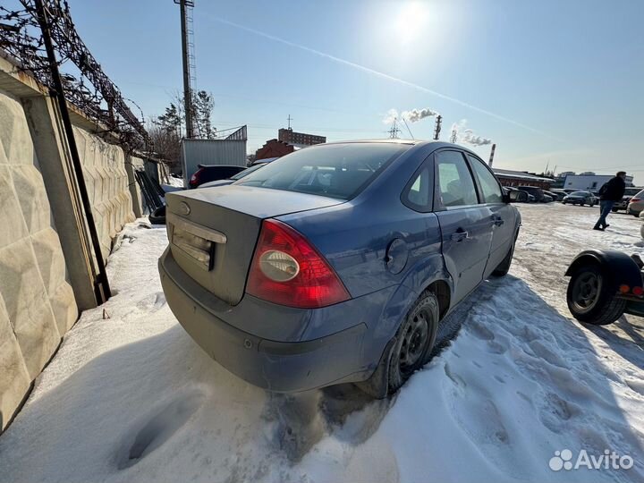 Ford Focus 1.6 AT, 2006, битый, 200 000 км
