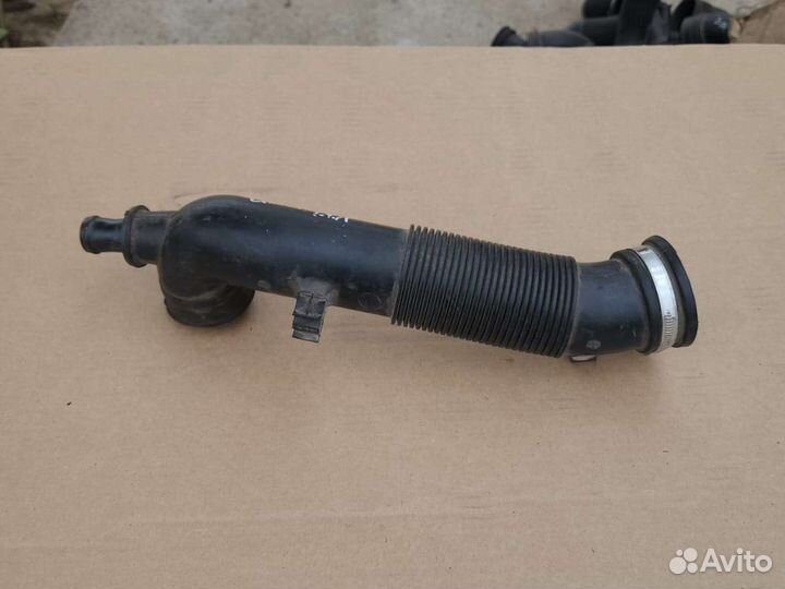 Воздуховод Opel Astra H 2004-2014