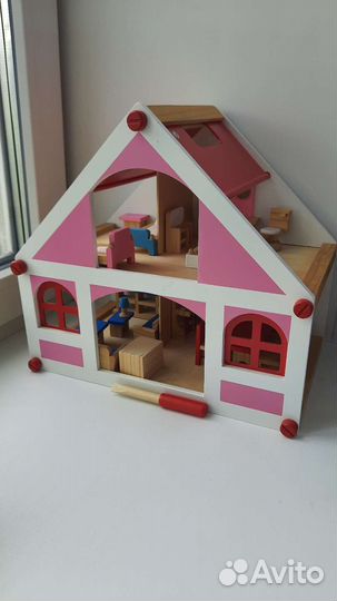 Кукольный домик