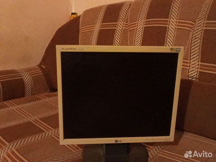 Монитор LG