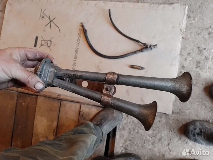 Воздушный сигнал ЗИЛ