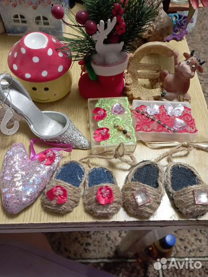 Мелочевка, сувениры, магниты разные