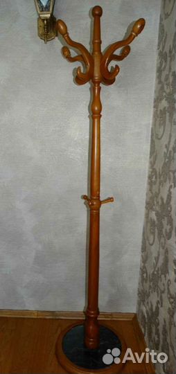 Вешалка напольная