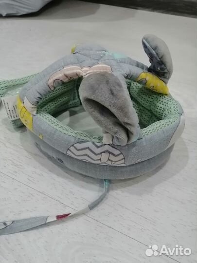 Мягкая противоударная шапка детская