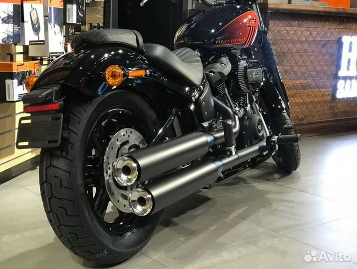 Harley-Davidson Street Bob 114 Vivid Black 2021