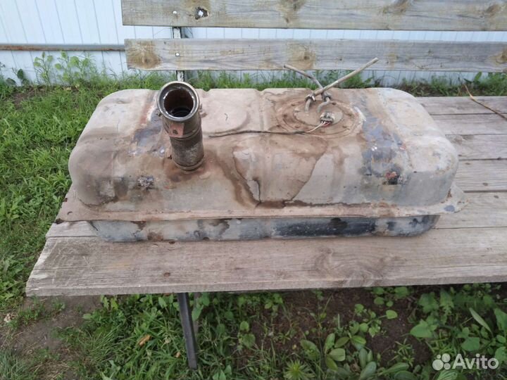 Топливный бак на соболь инжекторный
