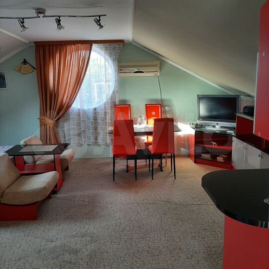 Дом 30 м² на участке 6 сот.