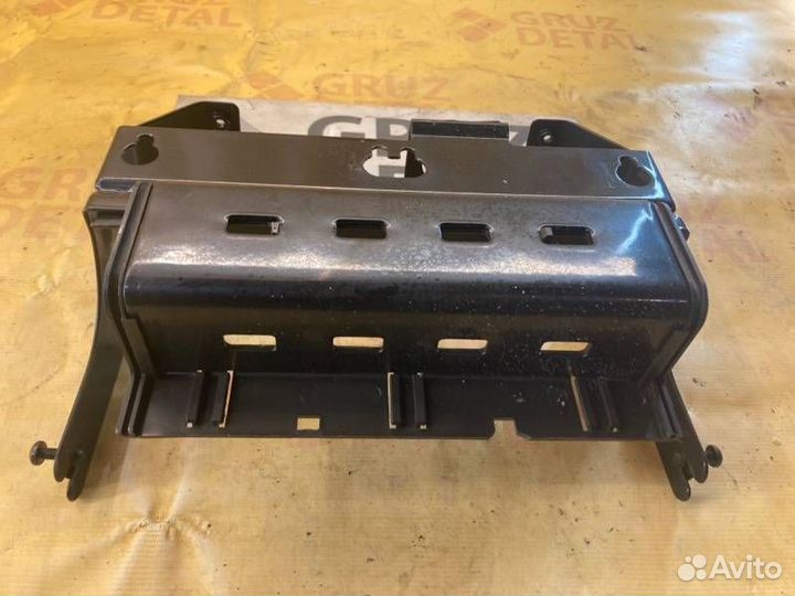 Кронштейн (крепление) MAN TGA 2008