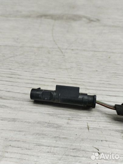 Проводка подсветки номеров Mercedes Sprinter 906