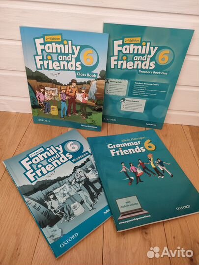 Комплект учебников по английскому Family an