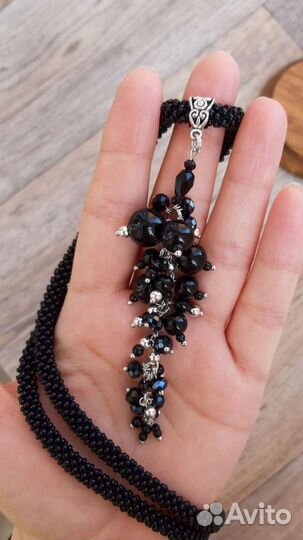 Черный комплект украшений ручной работы