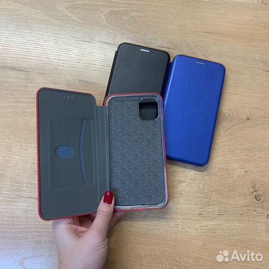 Чехол книжка для iPhone 11