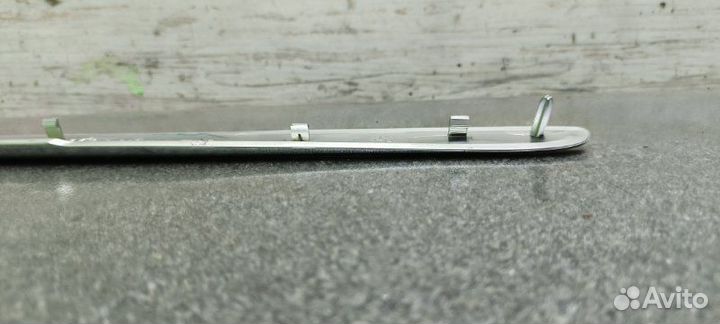 Накладка двери передняя правая Mercedes Gl X164
