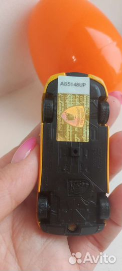 Машинка Welly из яйца