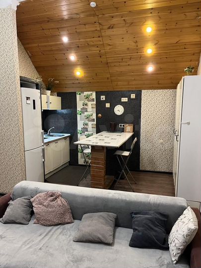 2-к. квартира, 48 м², 9/9 эт.