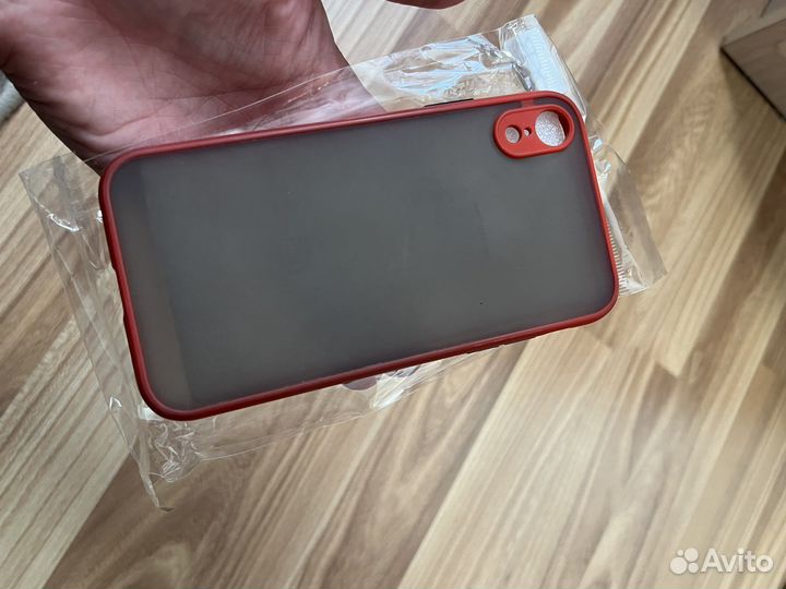Чехлы на iPhone XR