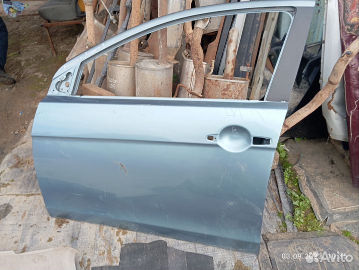 Дверь митсубиси лансер 10