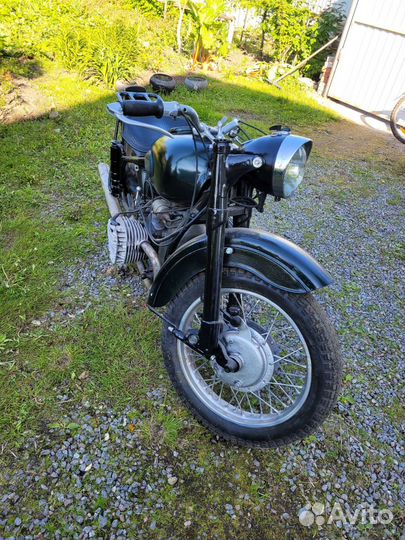 Продаётся мотоцикл К-750 (К750)