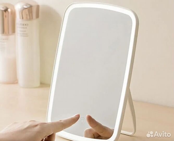 Зеркало с подсветкой