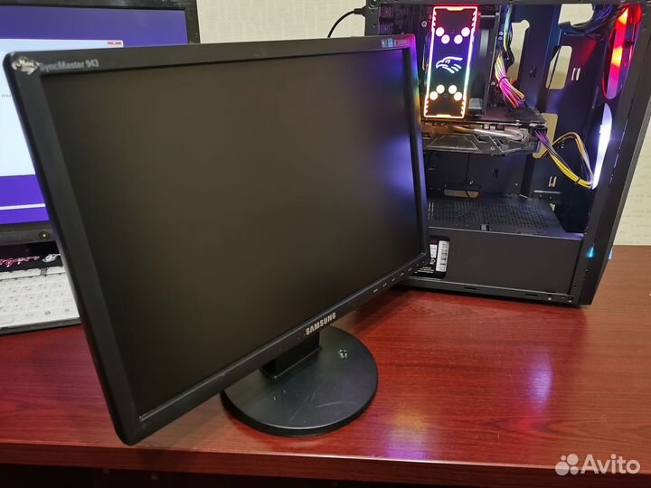 Монитор 19” Samsung 943NW, 1440x900, 75 Гц, TN