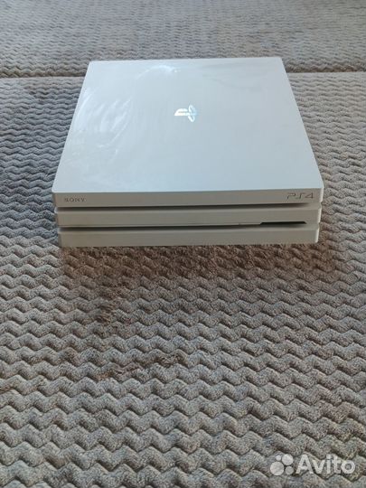 Ps 4 pro белая