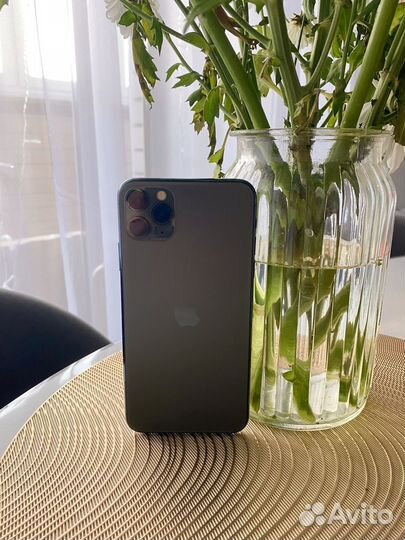 iPhone 11 Pro Max, 64 ГБ