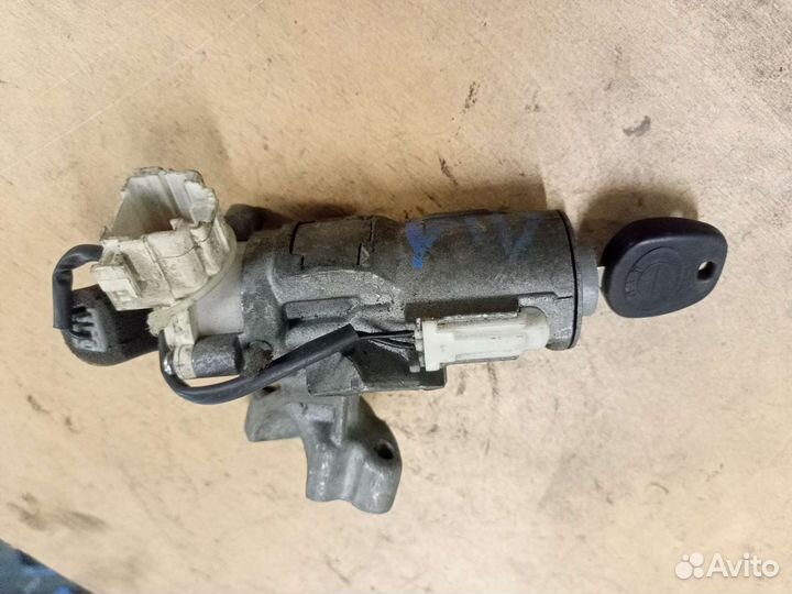 Замок зажигания BYD F3