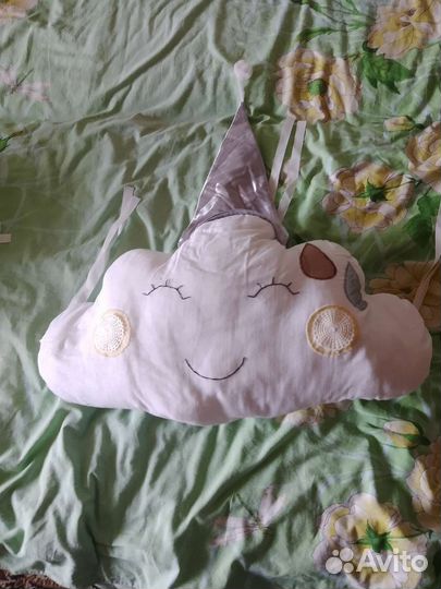 Бортики на детскую кроватку