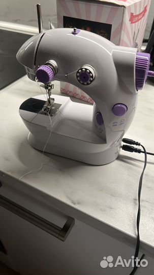 Ручная швейная машинка
