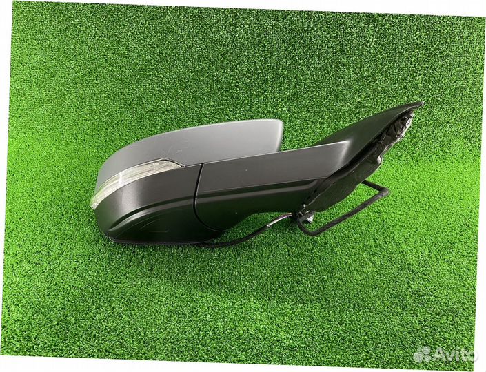 Зеркало правое Октавия А7