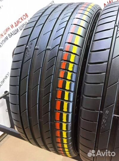 Kumho Ecsta PS71 225/35 R19 88Y