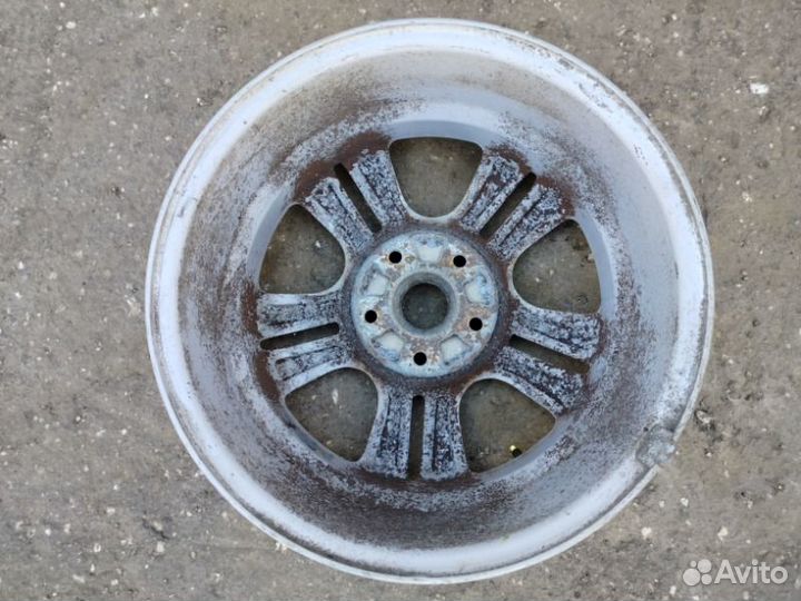 Оригинальный литой диск R16 Kia Sportage 2