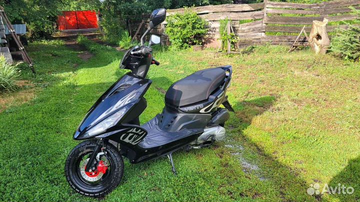 Скутер vento corsa