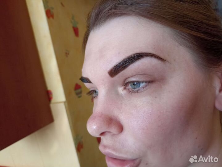 Коррекция,окрашивание и ламинирование бровей