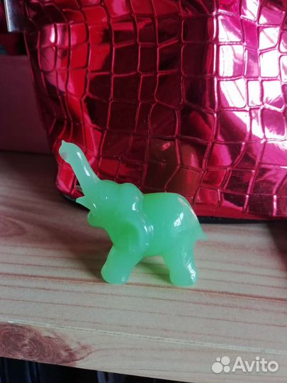 Фигурки из оникса