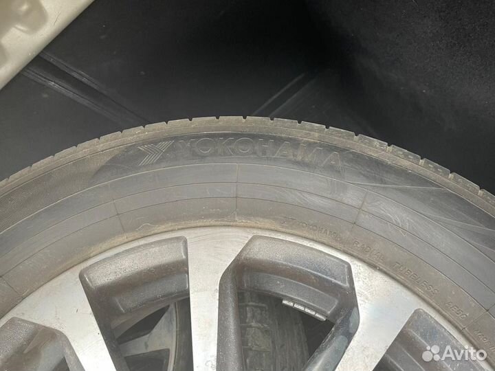 Yokohama BluEarth-A 215/65 R16 98H