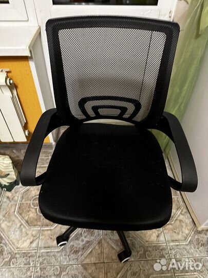 Компьютерное кресло